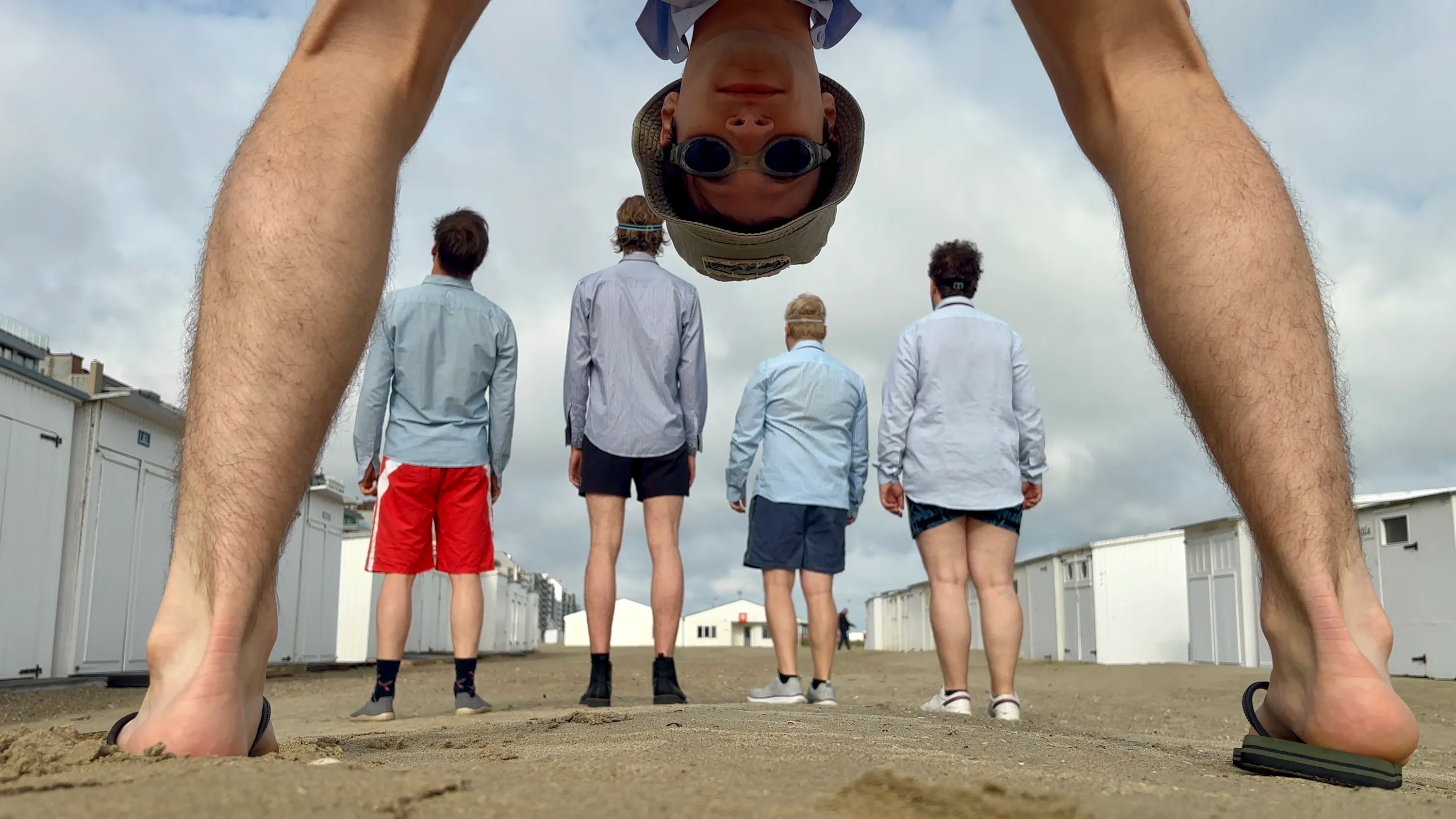 IN DIE STER: Fake Alien (BE) + De Standaardmaat (BE) poster